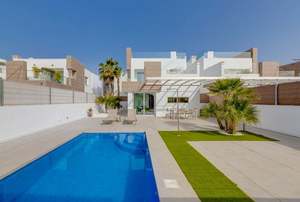 3 bedroom Villa for sale in El Raso