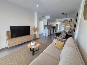 2 bedroom Apartment for sale in Las Filipinas