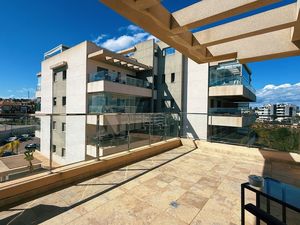 4 bedroom Apartment for sale in Orihuela Costa