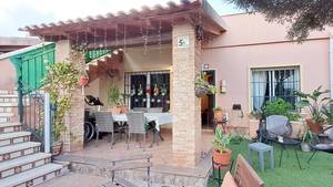 2 bedroom Villa for sale in Torrevieja