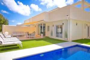 4 slaapkamers Geschakelde woning te koop in Orihuela Costa