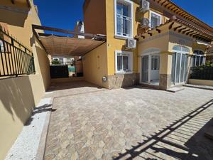 3 bedroom Duplex for sale in Torrevieja