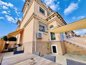 3 bedroom Townhouse for sale in Villamartin