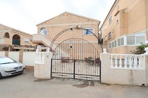 2 bedroom Bungalow for sale in Orihuela Costa
