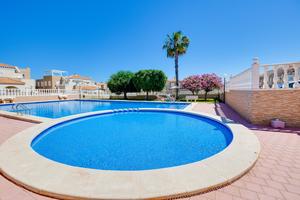 2 slaapkamers Bungalow te koop in Torrevieja