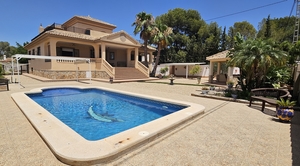 5 bedroom Villa for sale in Pinar de Campoverde