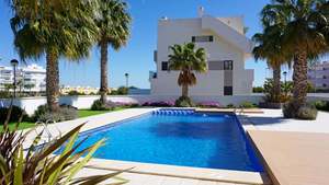 3 bedroom Apartment for sale in La Zenia