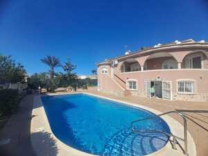 5 bedroom Villa for sale in Ciudad Quesada