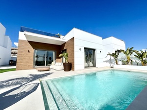 4 slaapkamers Villa te koop in Las Filipinas