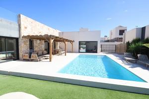 3 bedroom Villa for sale in Algorfa
