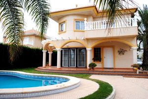 3 bedroom Villa for sale in La Zenia
