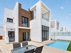 4 slaapkamers Villa te koop in Torrevieja