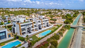 2 bedroom Apartment for sale in Villamartin