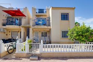 2 bedroom Bungalow for sale in Torrevieja