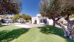 4 bedroom Villa for sale in Las Colinas Golf Resort