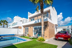 3 bedroom Villa for sale in Pilar de la Horadada