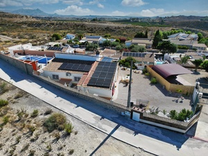 3 bedroom Villa for sale in Fortuna
