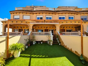 3 slaapkamers Geschakelde woning te koop in Guardamar del Segura
