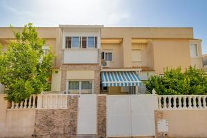 2 slaapkamers Geschakelde woning te koop in Torrevieja