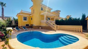 3 bedroom Villa for sale in Orihuela Costa