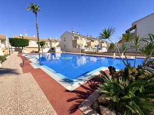 2 slaapkamers Geschakelde woning te koop in Torrevieja