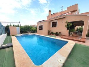 4 slaapkamers Villa te koop in Torrevieja