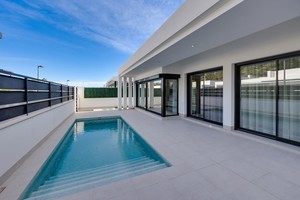 3 bedroom Villa for sale in Pinar de Campoverde