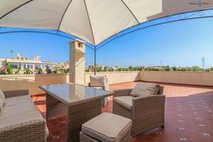 2 bedroom Penthouse for sale in Torrevieja