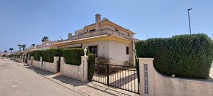 3 bedroom Villa for sale in Villamartin