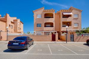 2 bedroom Villa for sale in Torrevieja