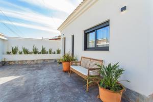 2 bedroom Townhouse for sale in Torrevieja