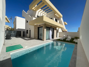 3 bedroom Villa for sale in Los Montesinos
