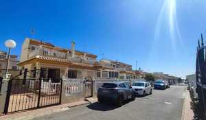 3 slaapkamers Geschakelde woning te koop in Playa Flamenca
