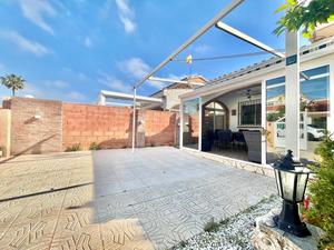 3 bedroom Villa for sale in Orihuela Costa