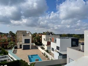 5 bedroom Villa for sale in San Miguel de Salinas