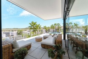 5 bedroom Villa for sale in San Miguel de Salinas