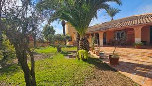 5 bedroom Villa for sale in Torrevieja