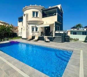 4 bedroom Villa for sale in Ciudad Quesada