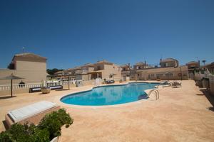 3 slaapkamers Geschakelde woning te koop in Torrevieja