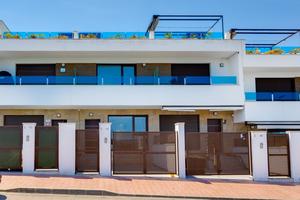 3 slaapkamers Geschakelde woning te koop in Torrevieja