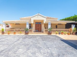 6 bedroom Villa for sale in Rojales