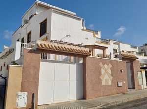 6 slaapkamers Duplex te koop in Torrevieja