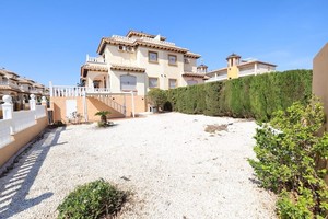 2 bedroom Villa for sale in Cabo Roig
