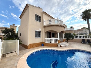 3 bedroom Villa for sale in Orihuela Costa