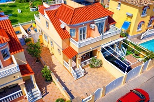 3 bedroom Townhouse for sale in Cabo Roig