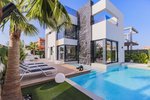 3 спальни Вилла для продажи в Torrevieja