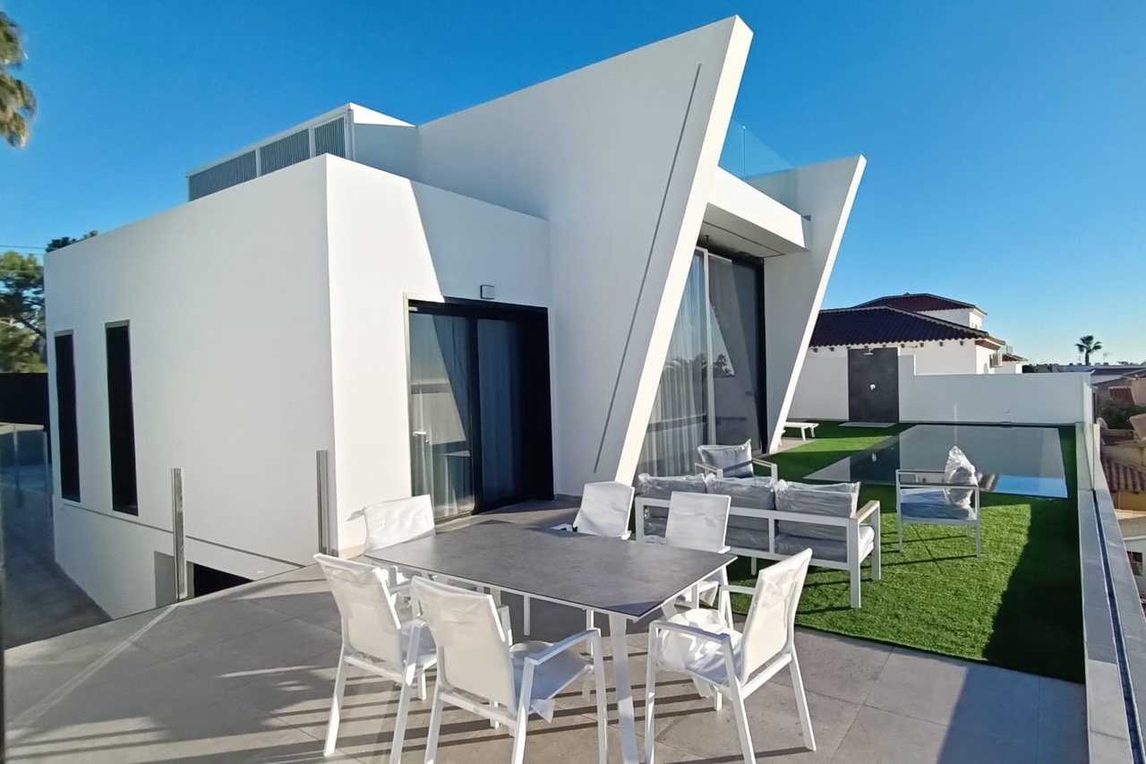 3 bedroom Villa for sale in San Miguel de Salinas