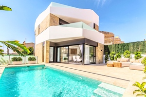 3 bedroom Villa for sale in Playa Flamenca