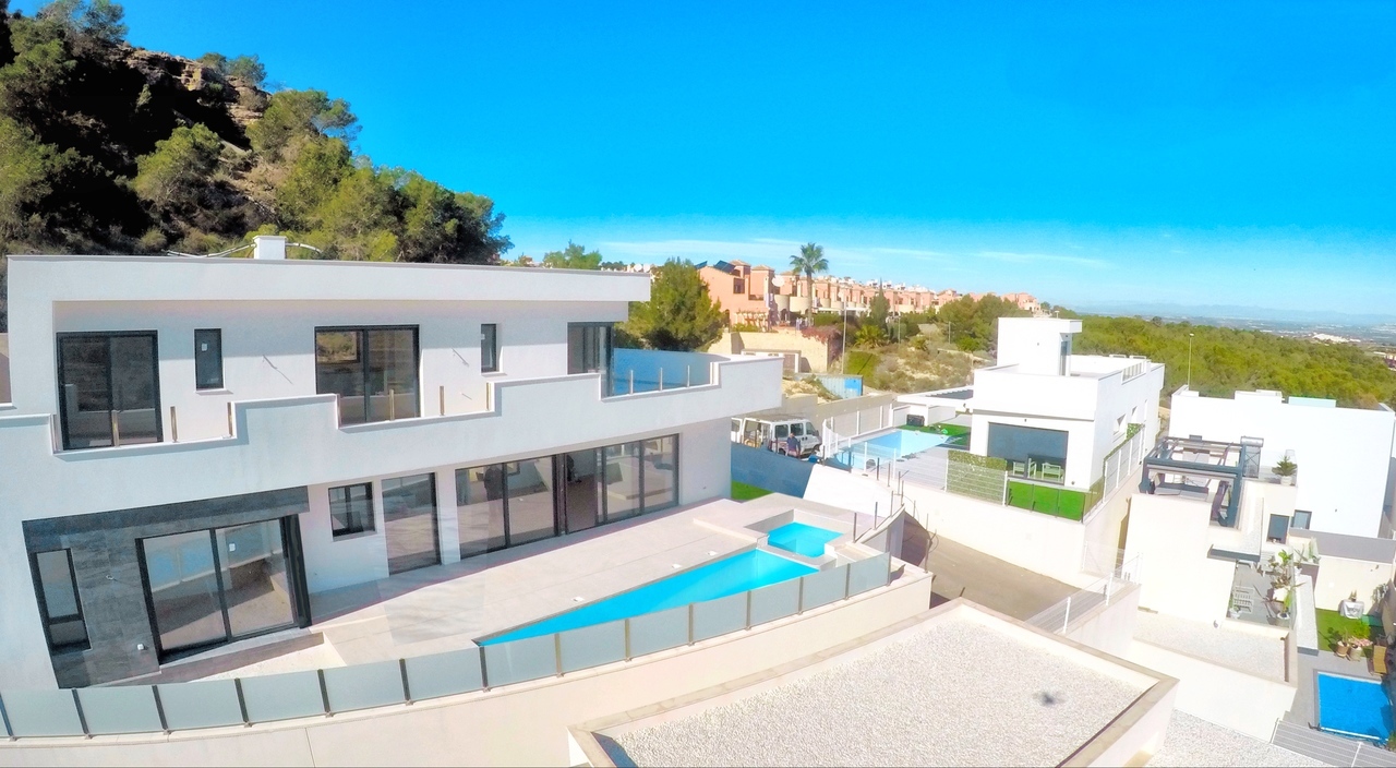 4 bedroom Villa for sale in San Miguel de Salinas
