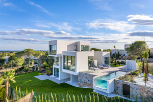 3 bedroom Villa for sale in Las Colinas Golf Resort